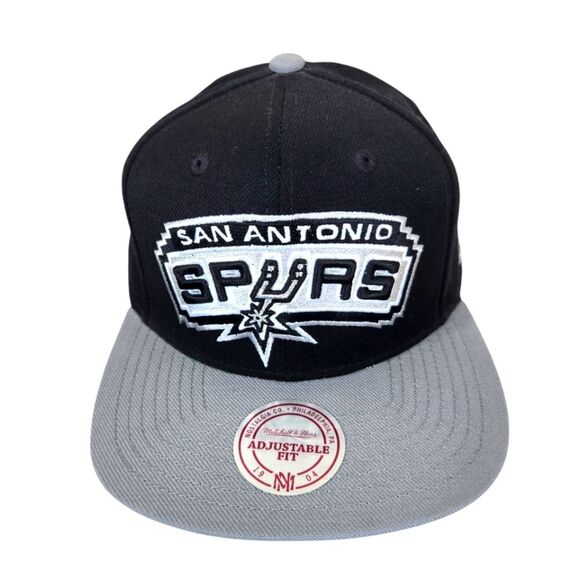 NEW Mitchell & Ness San Antonio Spurs Adjustable Fit Snapback Hat - Picture 1 of 9
